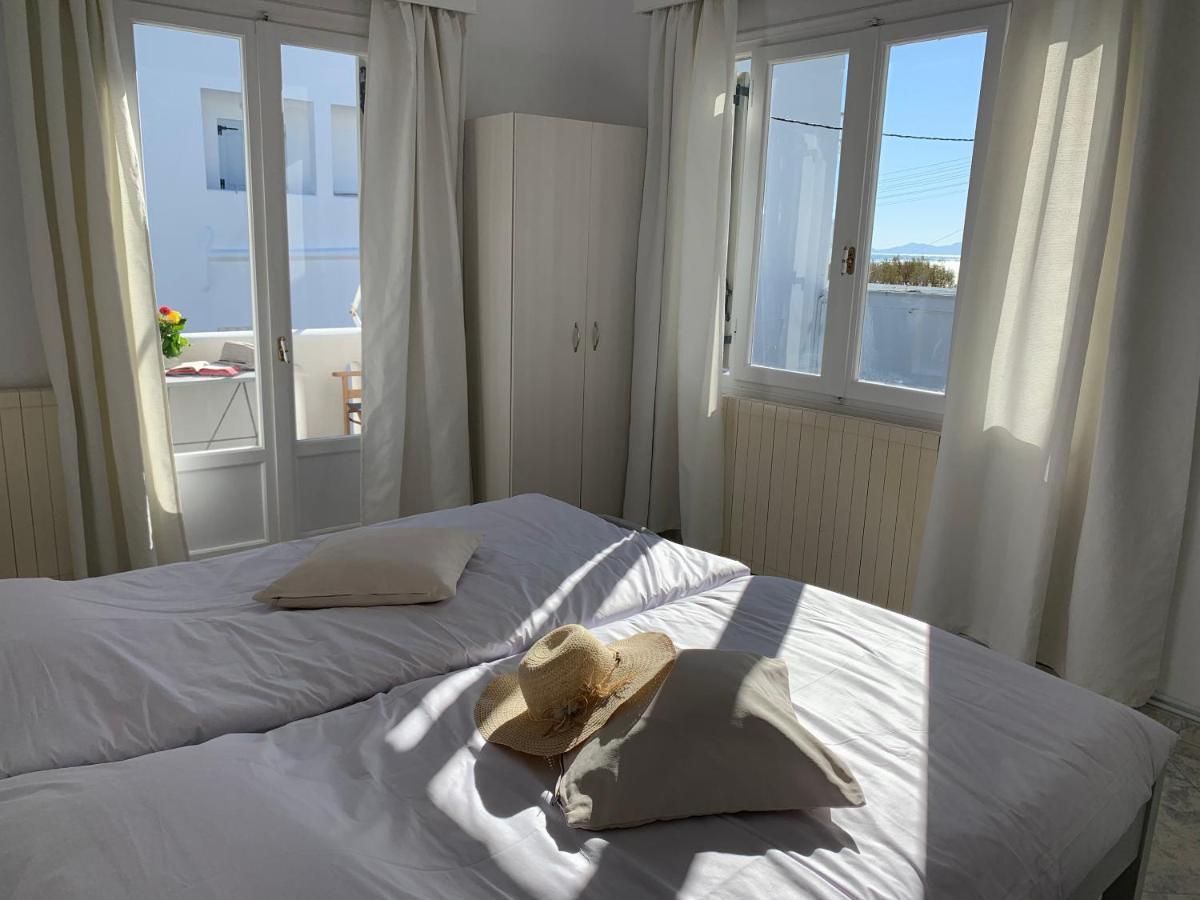 Studio Apartment Violetta At Livadia Beach ปาริเกีย ภายนอก รูปภาพ